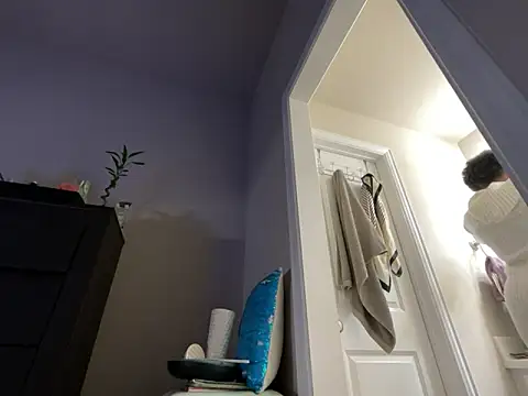 Snapshot of wynterheat chatting on November 10, 2025, 6:18 pm wynterheat online show from November 10, 2025, 6:18 pm