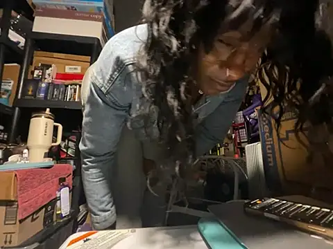 wynterheat online show from May 25, 2026, 3:29 pm