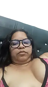 Snapshot of Sikiu_40 chatting on February 8, 2025, 3:41 am Sikiu 40 online show from February 8, 2025, 3:41 am