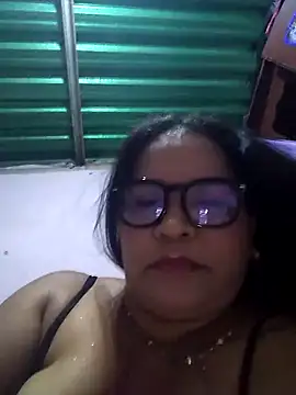 Snapshot of Sikiu_40 chatting on February 4, 2026, 10:10 am Sikiu 40 online show from February 4, 2026, 10:10 am