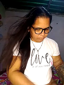 Snapshot of Sikiu_40 chatting on February 19, 2026, 2:35 pm Sikiu 40 online show from February 19, 2026, 2:35 pm