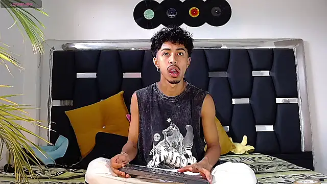 RyanRizzo online show from January 31, 2025, 3:33 pm