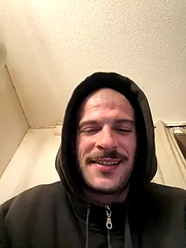 Snapshot of Greyoff chatting on October 1, 2025, 7:20 pm Greyoff online show from October 1, 2025, 7:20 pm