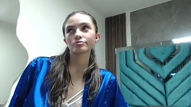 Snapshot of ValeryLargo chatting on January 4, 2025, 6:51 pm ValeryLargo online show from January 4, 2025, 6:51 pm