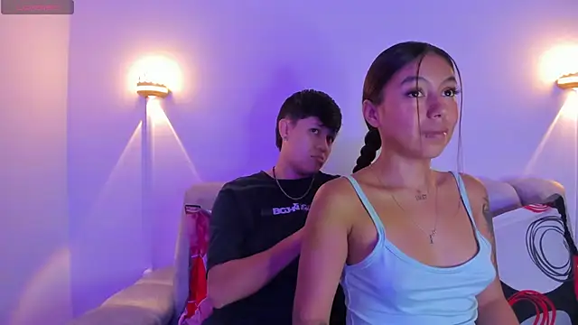 violet casper  online show from November 7, 2025, 5:18 am