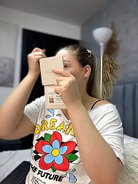 Snapshot of GaiaBaker chatting on March 3, 2026, 1:50 pm GaiaBaker online show from March 3, 2026, 1:50 pm