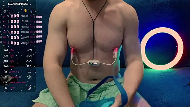 sasha nik online show from September 30, 2025, 10:31 am