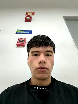 Snapshot of Logan_smith1 chatting on September 22, 2025, 3:47 pm Logan smith1 online show from September 22, 2025, 3:47 pm