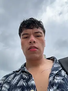 Snapshot of Logan_smith1 chatting on October 11, 2025, 6:06 pm Logan smith1 online show from October 11, 2025, 6:06 pm