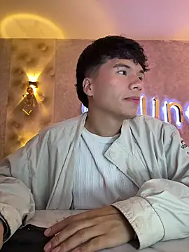 Snapshot of Logan_smith1 chatting on October 16, 2025, 5:41 am Logan smith1 online show from October 16, 2025, 5:41 am