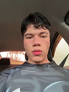 Snapshot of Logan_smith1 chatting on October 17, 2025, 4:09 pm Logan smith1 online show from October 17, 2025, 4:09 pm