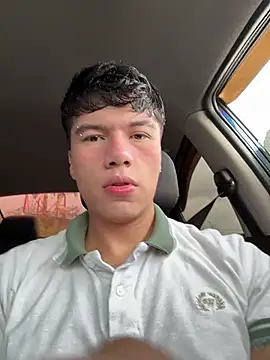 Snapshot of Logan_smith1 chatting on October 18, 2025, 5:35 pm Logan smith1 online show from October 18, 2025, 5:35 pm