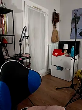 PrincesseMalicia online show from June 18, 2026, 1:26 pm