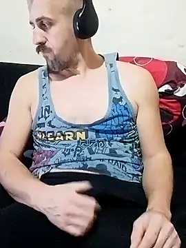 GrofLicno online show from December 8, 2024, 8:58 pm