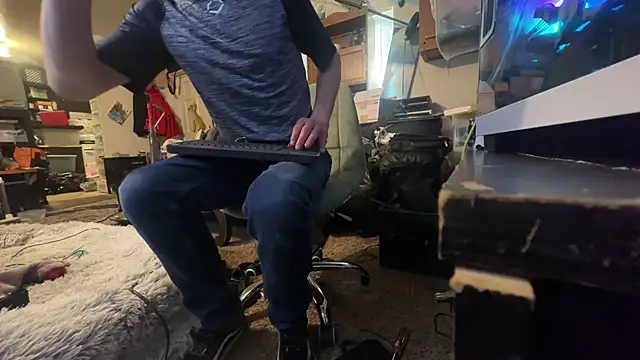 deadpi online show from April 30, 2026, 4:02 pm