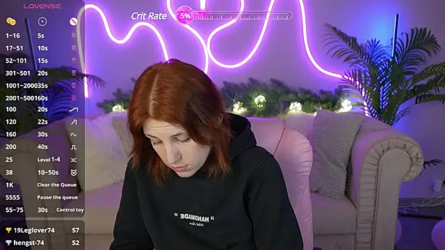 Snapshot of FoxyRayy chatting on December 3, 2024, 11:02 pm FoxyRayy online show from December 3, 2024, 11:02 pm