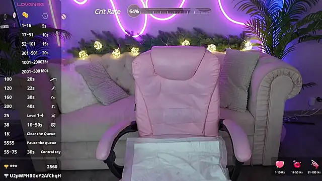 Snapshot of FoxyRayy chatting on December 4, 2024, 5:16 am FoxyRayy online show from December 4, 2024, 5:16 am