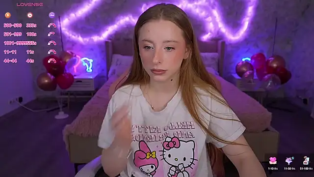 SilverrMoon online show from February 14, 2025, 7:17 am