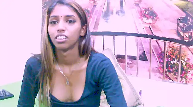 Snapshot of IndianSexySlender chatting on December 20, 2024, 2:16 pm IndianSexySlender online show from December 20, 2024, 2:16 pm