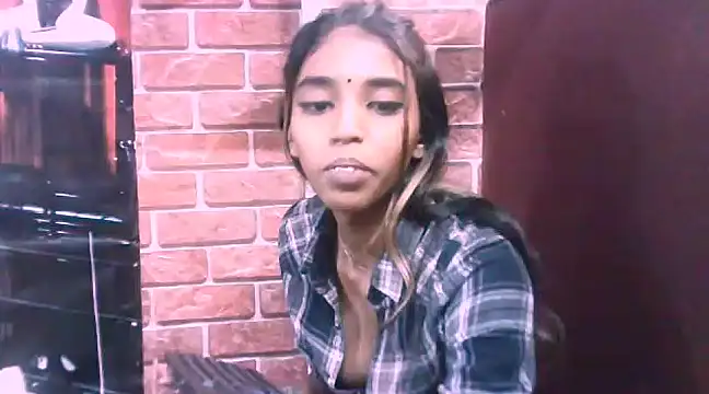 Snapshot of IndianSexySlender chatting on March 12, 2025, 11:20 am IndianSexySlender online show from March 12, 2025, 11:20 am