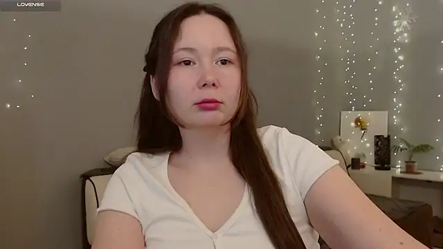 Snapshot of nextdoorbabygirl chatting on March 15, 2025, 7:05 pm nextdoorbabygirl online show from March 15, 2025, 7:05 pm