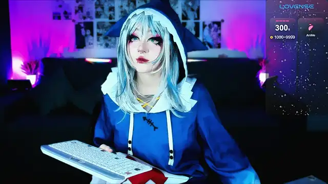 Snapshot of Aki__Ra chatting on October 5, 2025, 10:18 pm Aki Ra online show from October 5, 2025, 10:18 pm