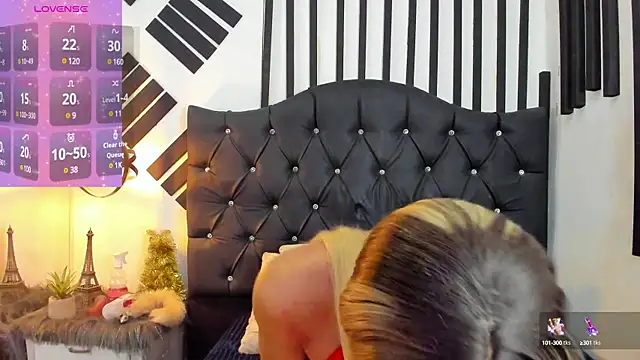 AllisonsweetZ online show from February 3, 2025, 8:13 pm