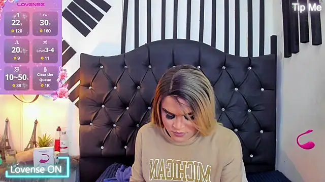 AllisonsweetZ online show from March 3, 2025, 1:20 pm