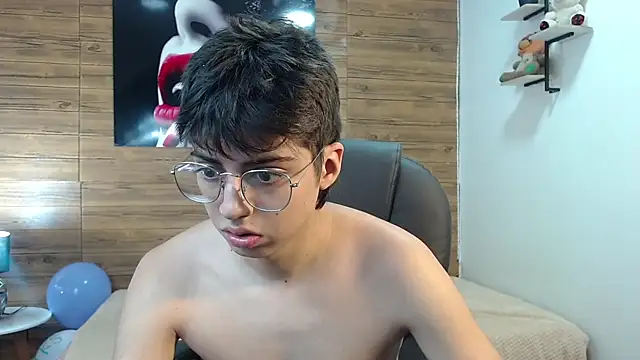 jhoellx online show from October 14, 2025, 7:58 pm