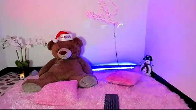 kendal scott1 online show from December 23, 2024, 6:16 pm