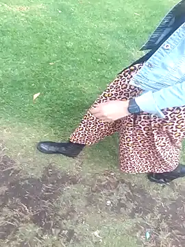 sophie banger online show from September 20, 2025, 7:37 pm