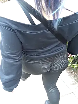 sophie banger online show from October 4, 2025, 5:11 pm