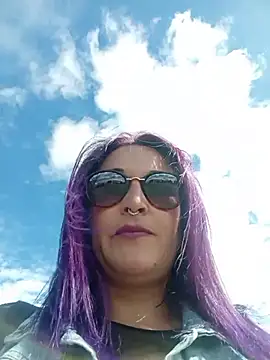 Snapshot of sophie_banger chatting on July 7, 2026, 8:02 pm sophie banger online show from July 7, 2026, 8:02 pm