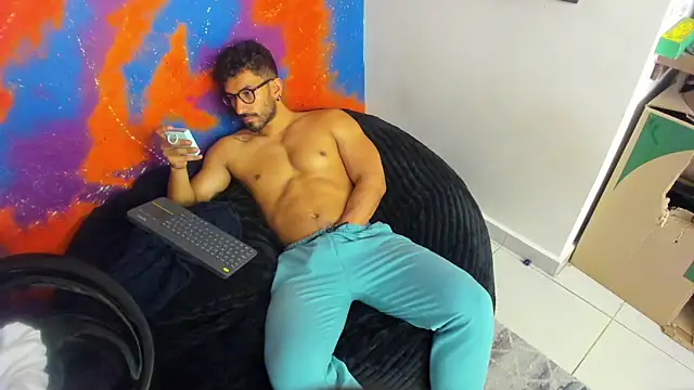 leondevereda online show from October 18, 2025, 12:13 am