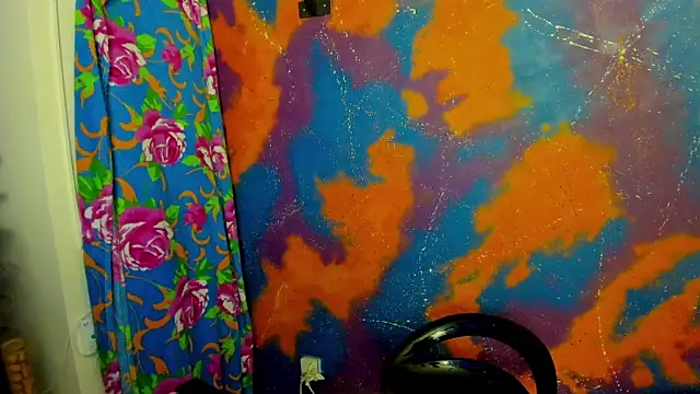 leondevereda online show from December 5, 2025, 2:09 am