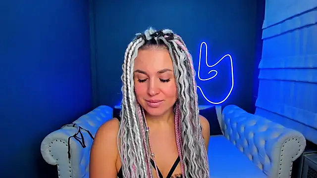 rock n roxy online show from November 14, 2025, 1:26 am