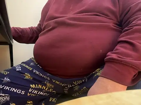 Snapshot of mnguy1972 chatting on March 16, 2026, 5:17 pm mnguy1972 online show from March 16, 2026, 5:17 pm