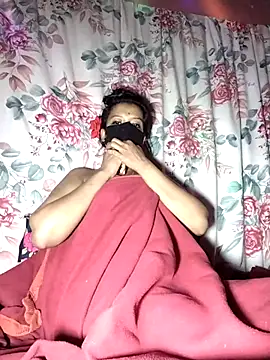 Snapshot of Oindrila-Rani chatting on February 10, 2026, 1:10 am Oindrila-Rani online show from February 10, 2026, 1:10 am