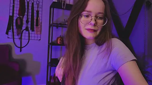 Snapshot of CassieCool chatting on October 19, 2025, 12:28 pm CassieCool online show from October 19, 2025, 12:28 pm