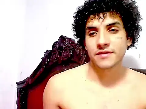 Snapshot of maick5- chatting on October 17, 2025, 4:04 am maick5- online show from October 17, 2025, 4:04 am