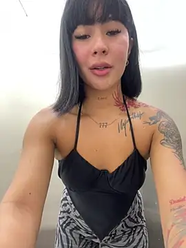 Snapshot of VictoriaEva chatting on March 15, 2025, 7:27 pm VictoriaEva online show from March 15, 2025, 7:27 pm