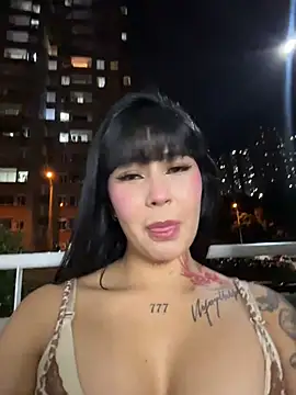 Snapshot of VictoriaEva chatting on October 25, 2025, 12:40 am VictoriaEva online show from October 25, 2025, 12:40 am