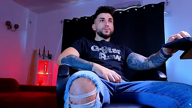 MightyAaron66 online show from October 10, 2025, 6:01 am