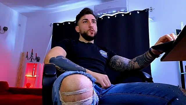 MightyAaron66 online show from February 22, 2026, 7:19 am