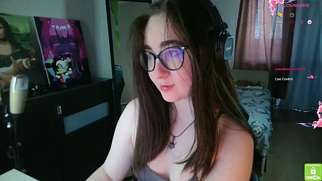 Snapshot of el_sweety chatting on October 3, 2025, 8:33 am el sweety online show from October 3, 2025, 8:33 am