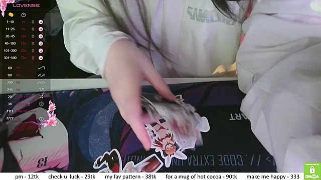 Snapshot of el_sweety chatting on November 17, 2025, 10:10 am el sweety online show from November 17, 2025, 10:10 am