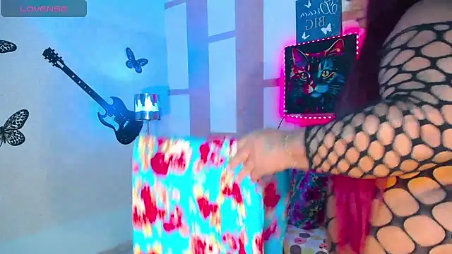 OpraxBellinda online show from March 10, 2026, 2:05 am