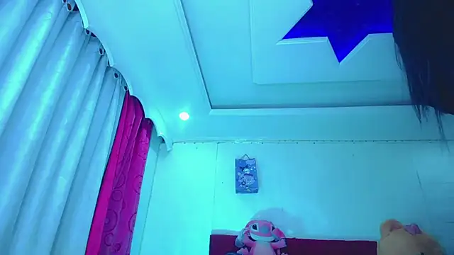 NahomiCamper online show from February 16, 2026, 9:11 pm