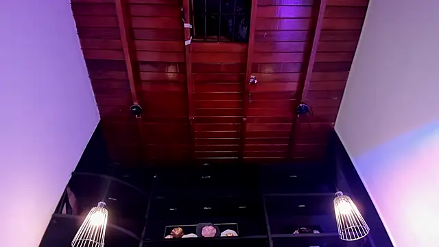 HeellBoy  online show from November 22, 2025, 4:00 am