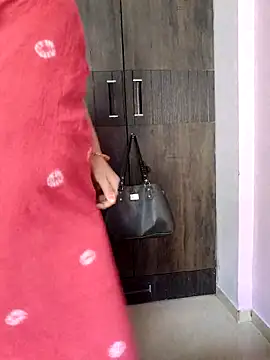 samitasharma online show from September 18, 2025, 4:14 am